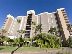 Isla Grand Beach Resort