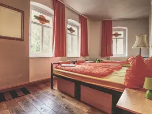 Opera Hostel