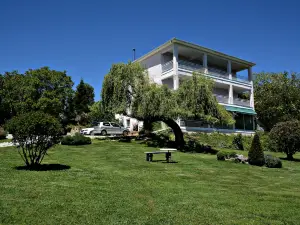 Guesthouse Vissinokipos - Biker Friendly - Motorradhotel