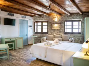 Trapela Areopolis, Boutique Hotel