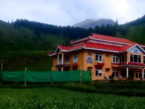 Hotel de Rose Wood Batakundi