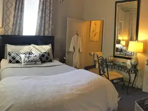 The Loft on the Square