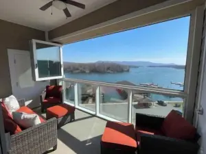 Luxury Smith Mountain Lake Vacation Home