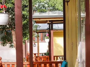 Comfortable Bungalow for Two in the Heart of the Forest