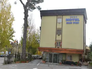 都皮尼飯店