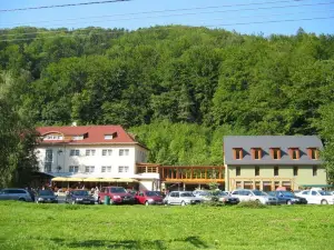 Hotel Skalni Mlyn