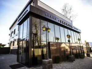 Prem'er Hotel