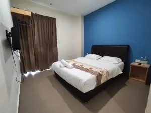 Mass Hotel