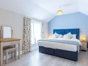 Harbour View - 2 Bedroom Apartment - Milford Haven