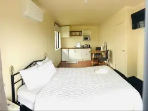 Logies Lodge
