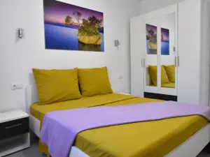 Apartment Meryl ST - Two Bedroom Apartment with Sea View