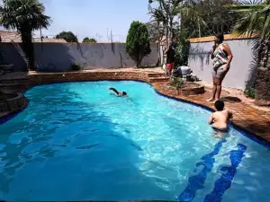 Gae la Boroko @Legodi's
