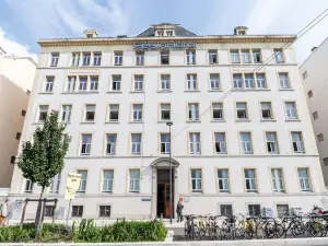 レジドホテル ル セントラルガール