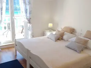 아파트먼트 라우라