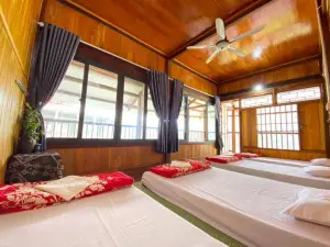 Nhà nghỉ Duy Tuyên