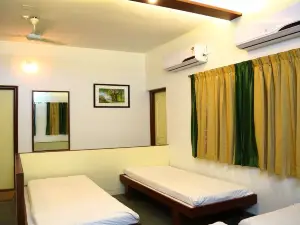 Dhanashree Hospitality - Bar,Restaurant & Lodging