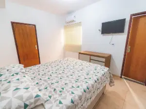 Apartamentos 2 Qtos C/Suite ,Cozinha Completa, Wi-Fi 1GIga, Jr Catito