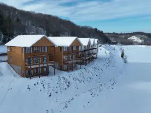 Keweenaw Waters Resort