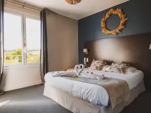 Logis hôtel Aux Berges de l'Aveyron