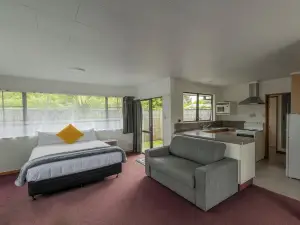 มาร์ตอน โมเทล NZ