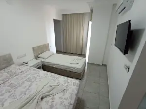 Hotel Yaka Inn