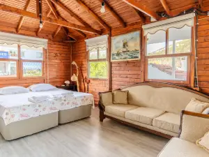 Giritli Rum Meyhanesi & Butik Otel