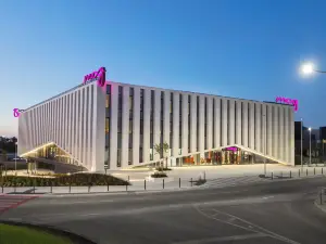 Moxy Alfragide Lisboa