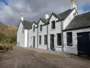 Orchy Bank House