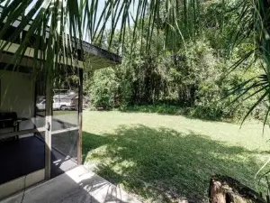 New 6Min to 3 Sister Springs, Spacious, Fun with Game Room