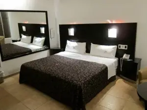 Motel Paris