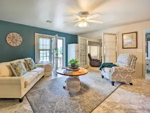 Grand Lake Getaway w/ Resort-Like Amenities!
