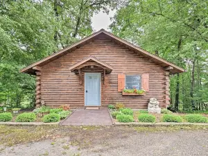 Cozy Amish Country Cabin on Shipshewana Lake!