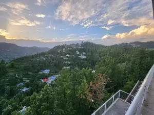 スノー ライン レジデンス