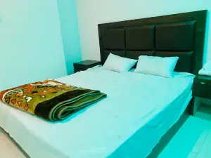 OYO Galaxy Hotel Cafe & Restaurant
