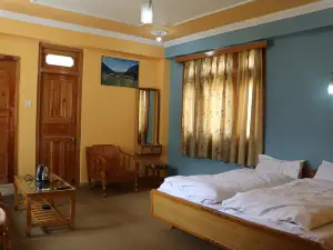 Hotel Mount Kailash