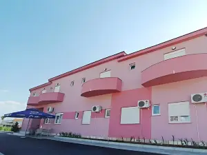 Motel Aura