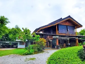 Vang Vieng Garden Villa
