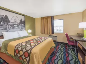 Super 8 by Wyndham Farmington