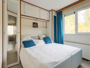 Lovely Chalet in Hoek With Terrace