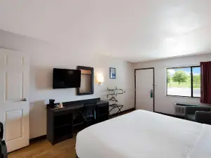 Quality Inn & Suites Junction