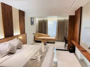Royal Plaza Inn by Rak Rooms, Calicut