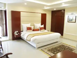 Heaven Hotel