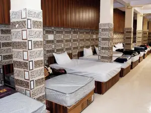 Tirupati Balaji Inn Bageshwar Dham