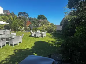 アンバー ハウス