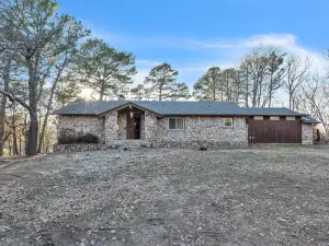 Lakefront Escape On Lake Hudson 5 Bedroom Cabin