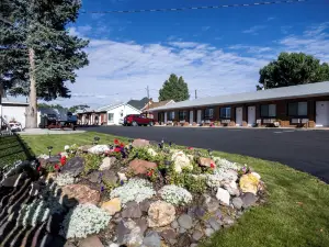 Blue Pine Motel