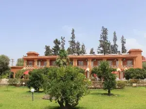 Hotel Al Bassatine