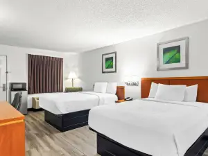 Homestay Inn & Suites