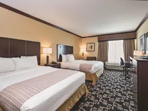 โมเทล 6 โจชัว เท็กซัส