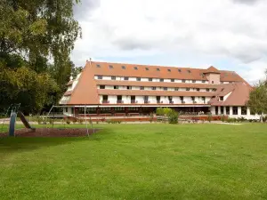 ベストウェスタン プラス ロレ パリ シュッド